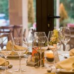 Farfuria hoțului: Implicațiile fiscale ale împărțirii mesei în restaurantele europene