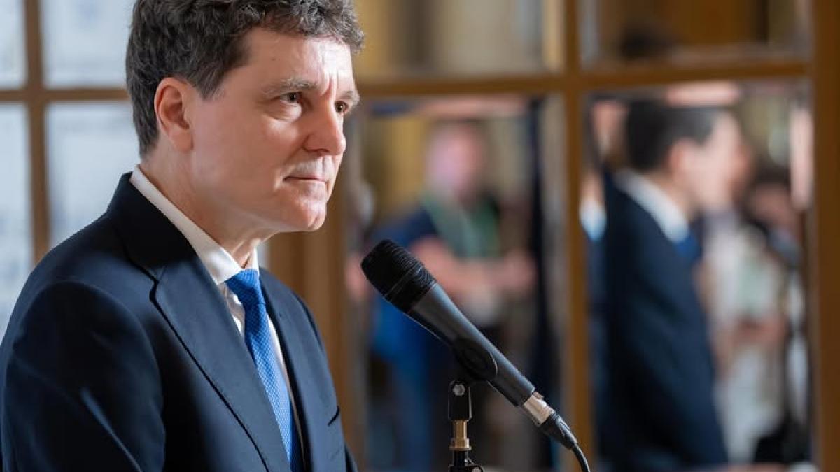 Bucureștiul și Alinierea Strategiilor NATO: Mesajul Președintelui Nicușor Dan pentru Liderii B9
