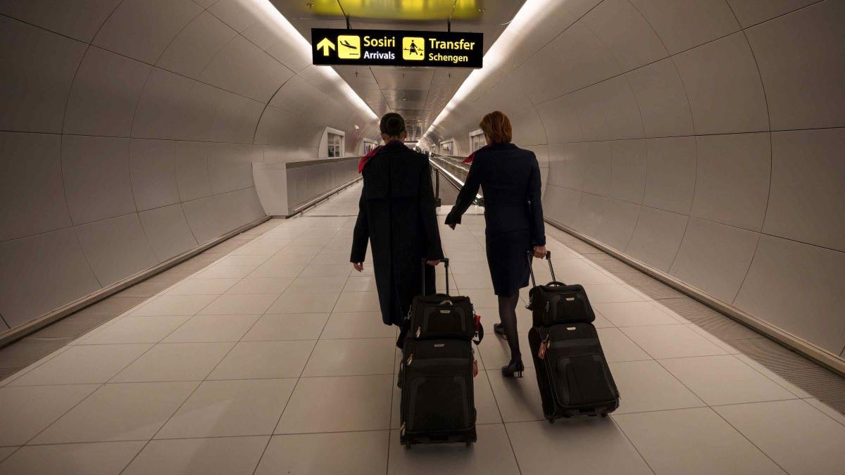 Cum să eviți întârzierile și cozile din aeroport în vacanța ta: Ghidul complet