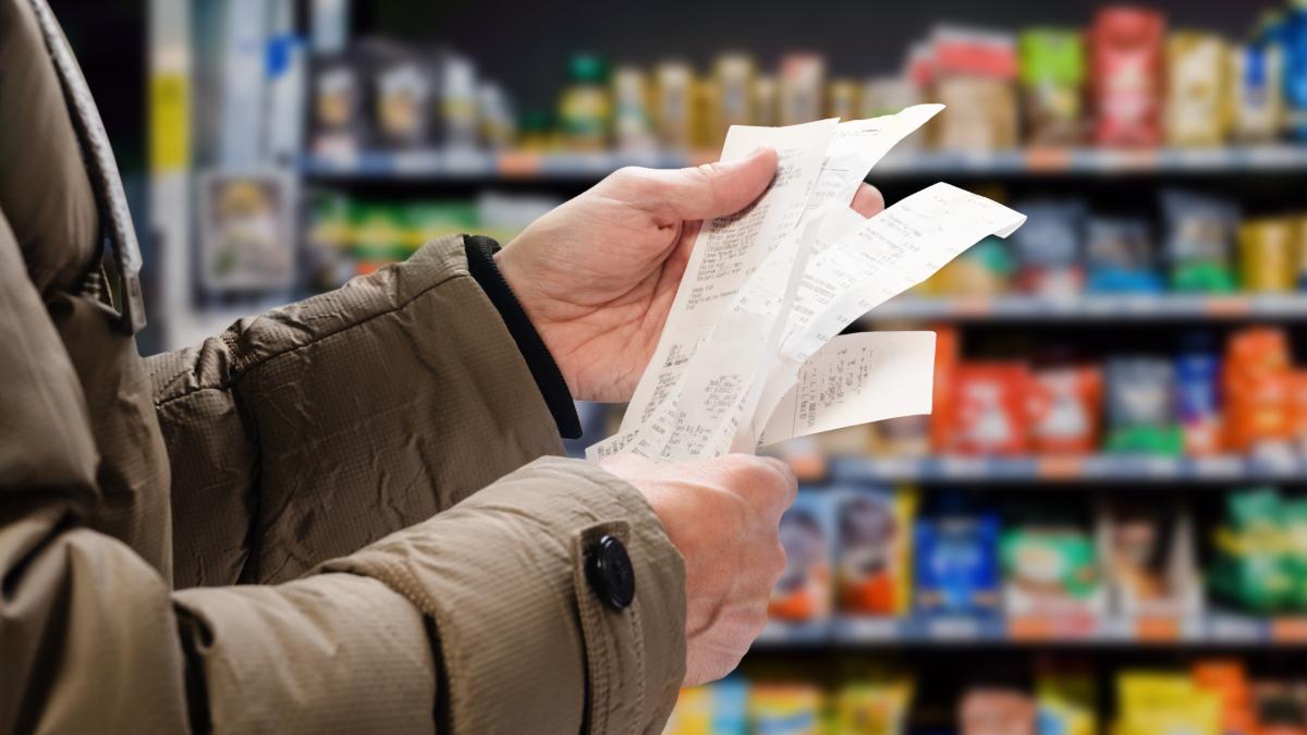 România în criză economică: Impactul scăderii consumului, prăbușirea industriei și revoluția AI-ului pe piața muncii
