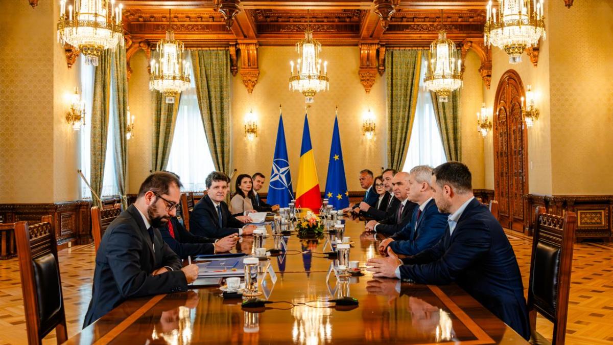 Schimbări în Guvernul României: Nicușor Dan și chemarea partidelor la Cotroceni