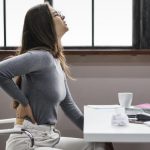Exerciții inspirate de piloții de Formula 1: Cum să previi durerile de gât și să îți îmbunătățești postura