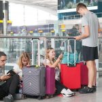 Provocările Pasagerilor Aerieni: Ceea Ce Îi Deranjează Cel Mai Mult Înainte de Decolare