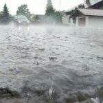 Avertizări Severe de Vreme: Impactul Ploilor Torențiale și Vântului Puternic asupra Comunităților din România
