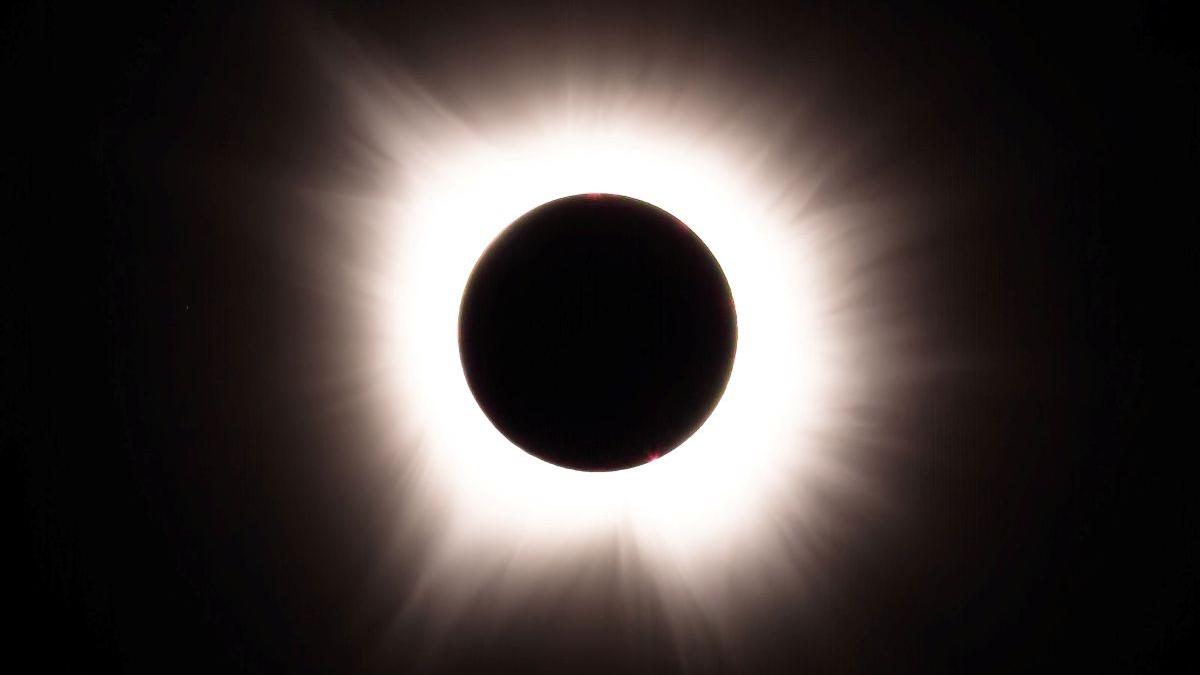Eclipsa de Soare din Spania: Un Magnet Turistic cu Prețuri Astronomice