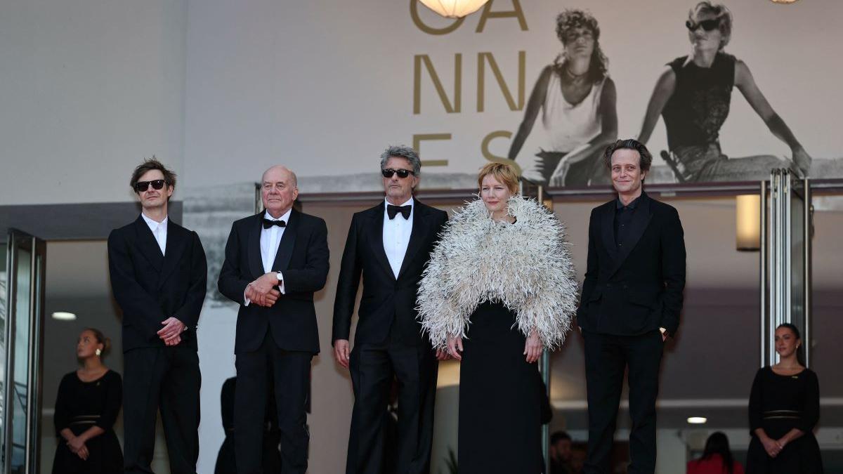 Corespondență de la Cannes 2026: Coniacul care ne-a hotărât soarta și alte povești fascinante din culisele festivalului