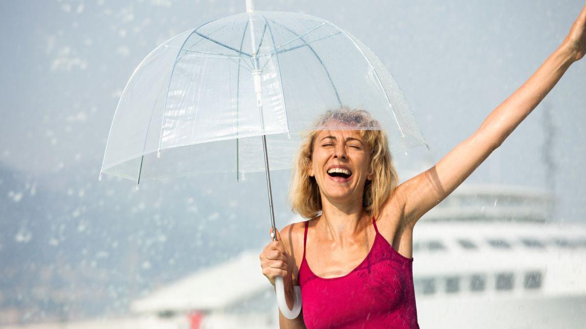 Avertizare meteorologică severă în România: Impactul ploilor torențiale, vijeliilor și grindinei asupra comunităților locale