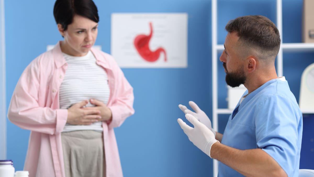 Arsurile gastrice: Cauze, simptome și când devin o problemă serioasă