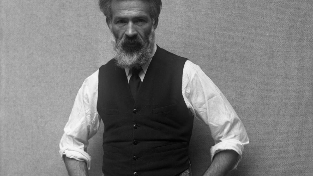 O Sculptură a Lui Constantin Brâncuși S-a Vândut cu 107,6 Milioane de Dolari: Un Nou Record în Arta Mondială