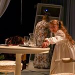 Emil Coșeru debutează în dramaturgie cu „Hârjoana”: o nouă eră în teatrul românesc