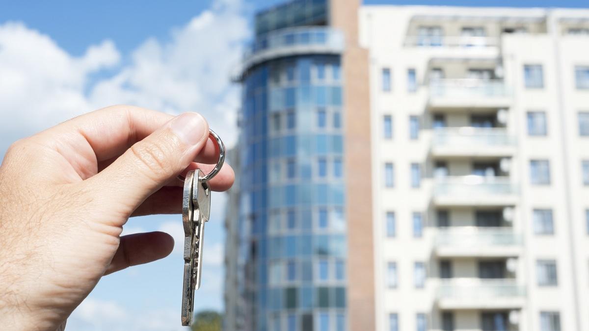 Fonduri Europene pentru Tinerii Români: Oportunități și Provocări în Accesarea Locuințelor Ieftine
