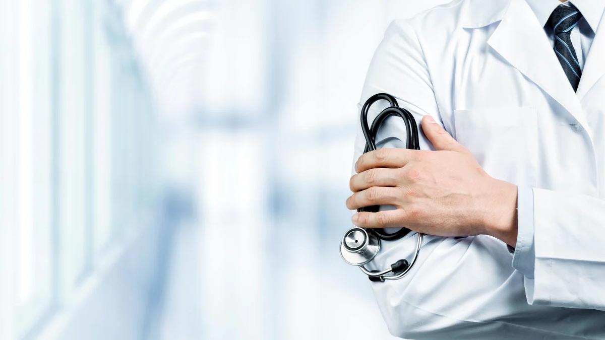 Mister medical: Cum a dispărut tumoarea de pe brațul unei femei fără tratament