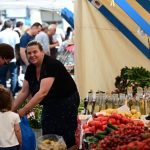 Ateliere pentru copii și bunătăți de la producători: O sărbătoare a comunității lângă Arcul de Triumf