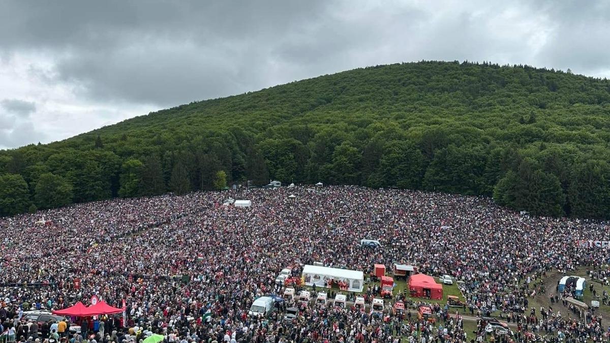 Pelerinajul de la Șumuleu Ciuc: O Sărbătoare a Credinței și a Unității Sociale