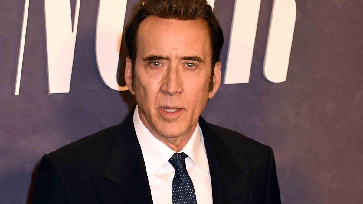 Nicolas Cage îmbracă costumul lui Spider-Noir: o explorare a întunericului și a complexității umane în universul Marvel