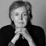 Paul McCartney Își Face Debutul pe TikTok: Un Eveniment Muzical Unic și Impactul Său Asupra Generației Z