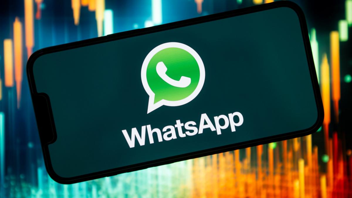 Tăcerea pe WhatsApp: De ce unii oameni aleg să nu participe la discuțiile de grup