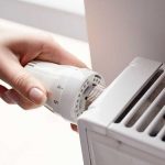 Facturi colosale la întreținere: O analiză a crizei energetice din România în aprilie 2026