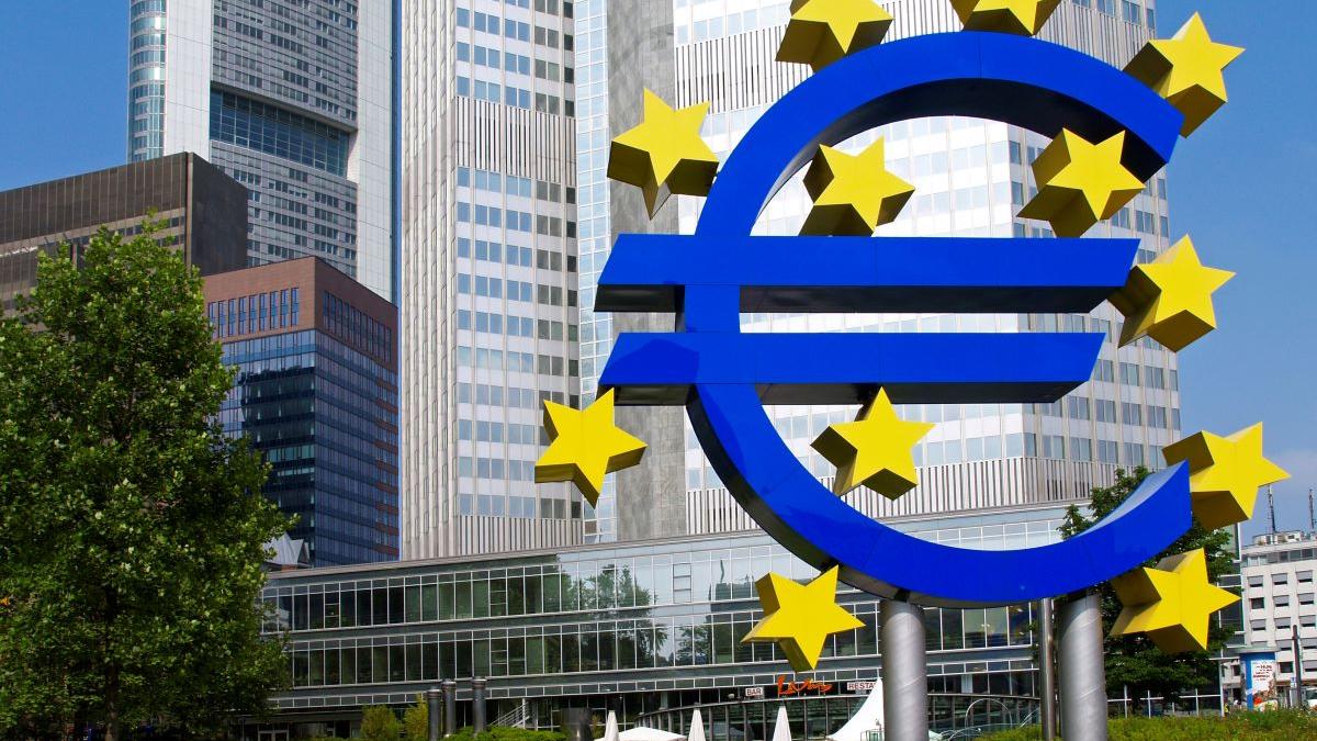România în fața unei transformări economice radicale: Planurile lui Adrian Negrescu pentru adoptarea euro și negocierile cu Bruxelles-ul