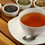 Ceaiurile benefice pentru sănătatea intestinală: O analiză profundă