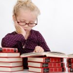 Influența lunii nașterii asupra inteligenței: O privire detaliată asupra cercetărilor recente