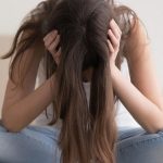 Crisisul tinerilor din România: O privire detaliată asupra gândurilor suicidale în rândul adolescenților