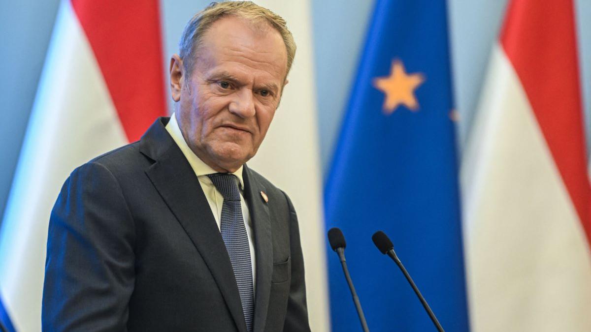 Donald Tusk îndeamnă NATO să reacționeze ferm la provocările Rusiei: O analiză detaliată a incidentului cu drona din Galați