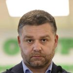 Ciprian Ciucu, tranziția de la afaceri la politică: O analiză a deciziei sale de a închide afacerea și implicarea în USR
