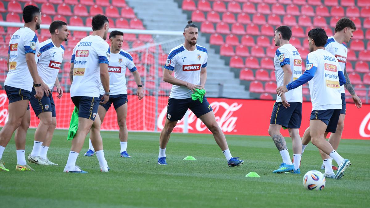 Debut cu Stângul: Hagi și Provocările Echipei Naționale în Fața Georgiană