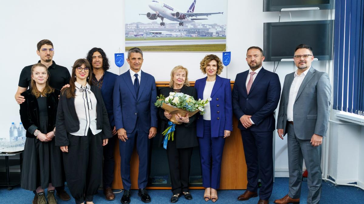 Boeing 737 MAX: O nouă eră pentru TAROM sub semnul lui Mircea Lucescu