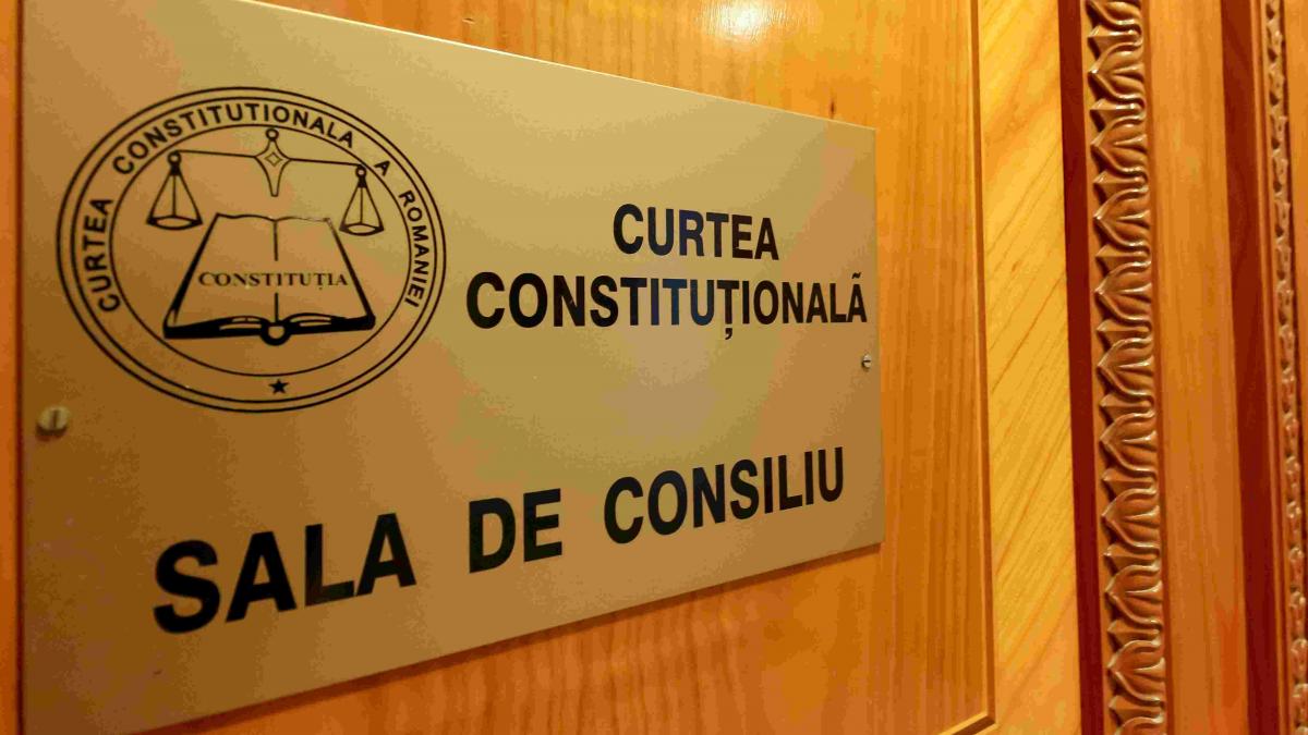 Decizia CCR privind ordonanța SAFE: O misiune crucială pentru apărarea națională a României