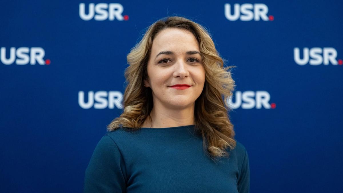 Inițiativa USR: Eliminarea Distincțiilor pentru Corupți și Securisti – O Măsură de Reformă sau O Acțiune Simbolică?