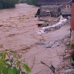 Viituri devastatoare pe litoralul românesc: O analiză detaliată a evacuărilor și a impactului asupra comunităților