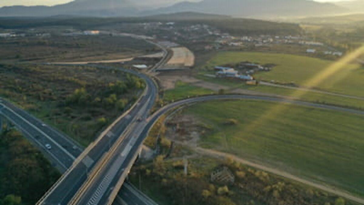 Proiectul Autostrăzii Carpaților: O Viziune Ambițioasă pentru Viitorul Infrastructurii Românești