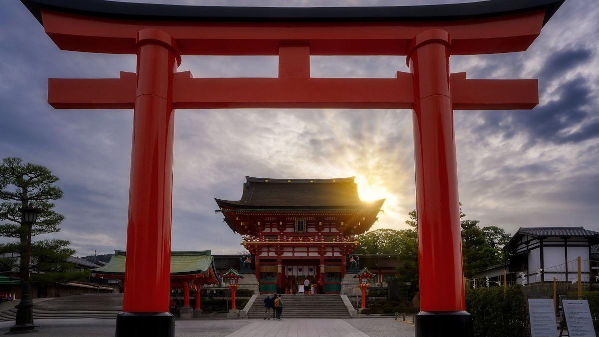 Un Pas Îndrăzneț: Primar din Japonia Își Ia Concediu de Maternitate și Provocările Sociale pe Care le Genera