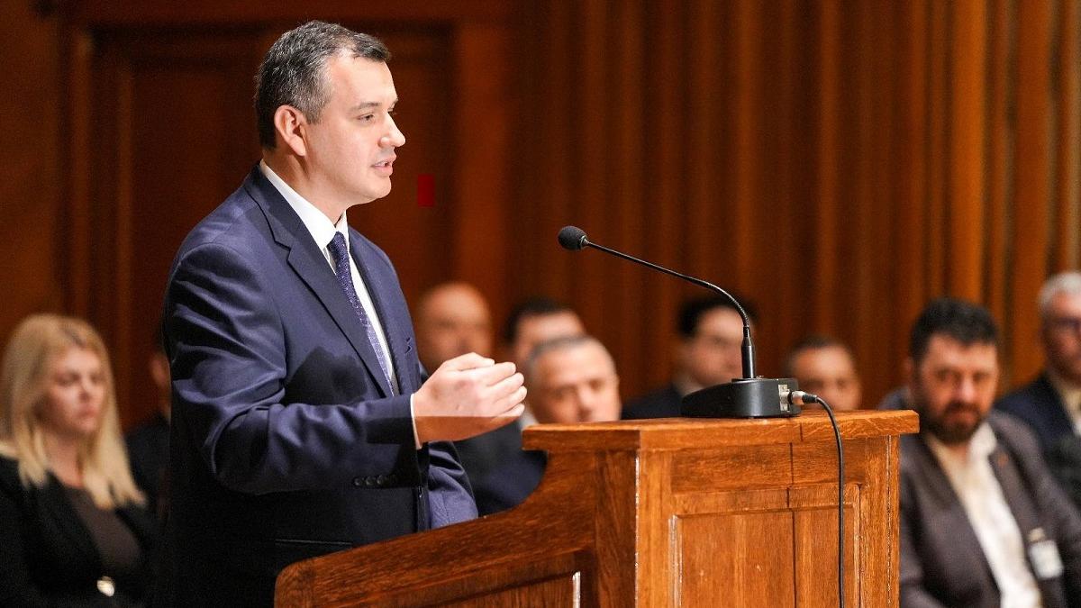 Consultări Politice Strategice: Eugen Tomac și PNL – O Privire Asupra Viitorului Politic din România