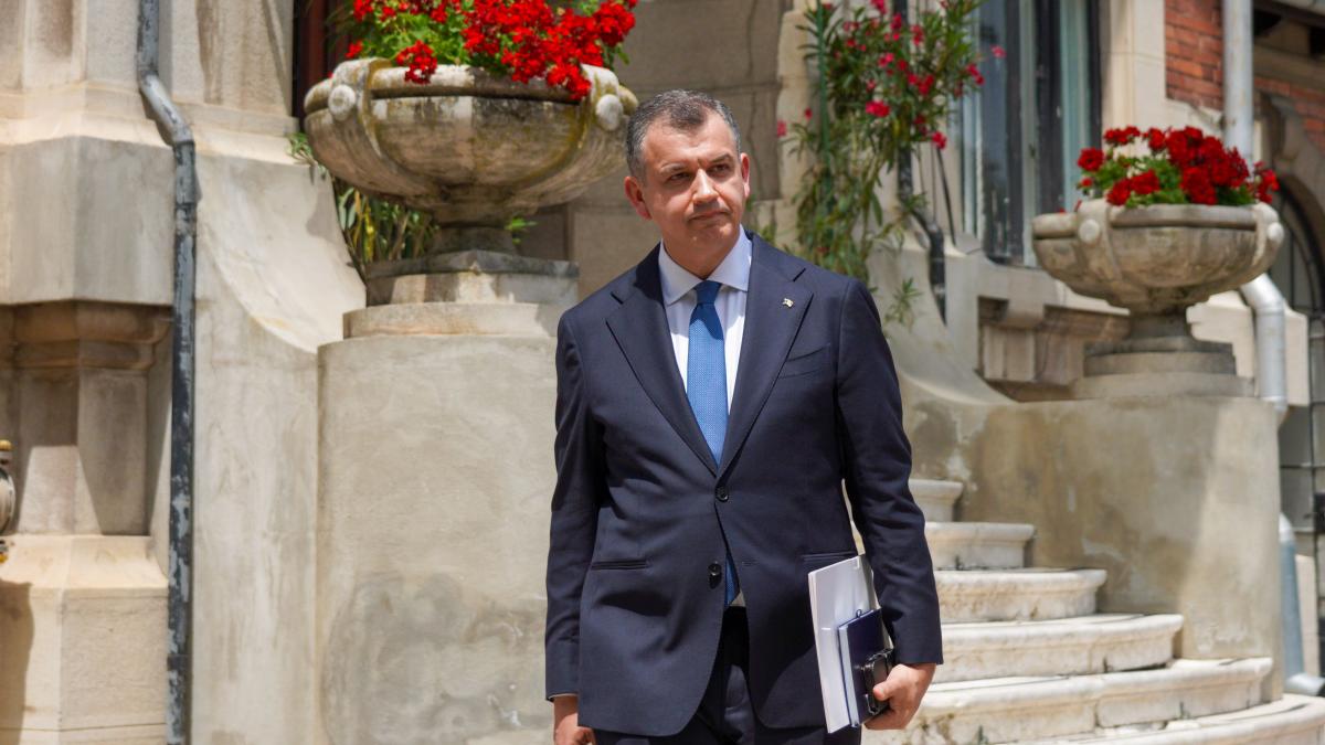 Tomac clarifică: Nu îmi depun mandatul! Contextul și implicațiile deciziei sale în politica românească