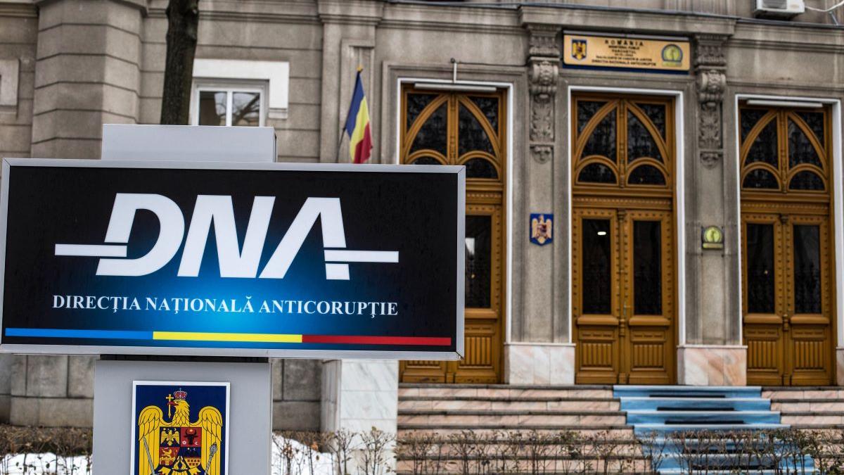 Corupția în România: Cazul unui Inspector de Muncă din Constanța și Impactul său Asupra Societății