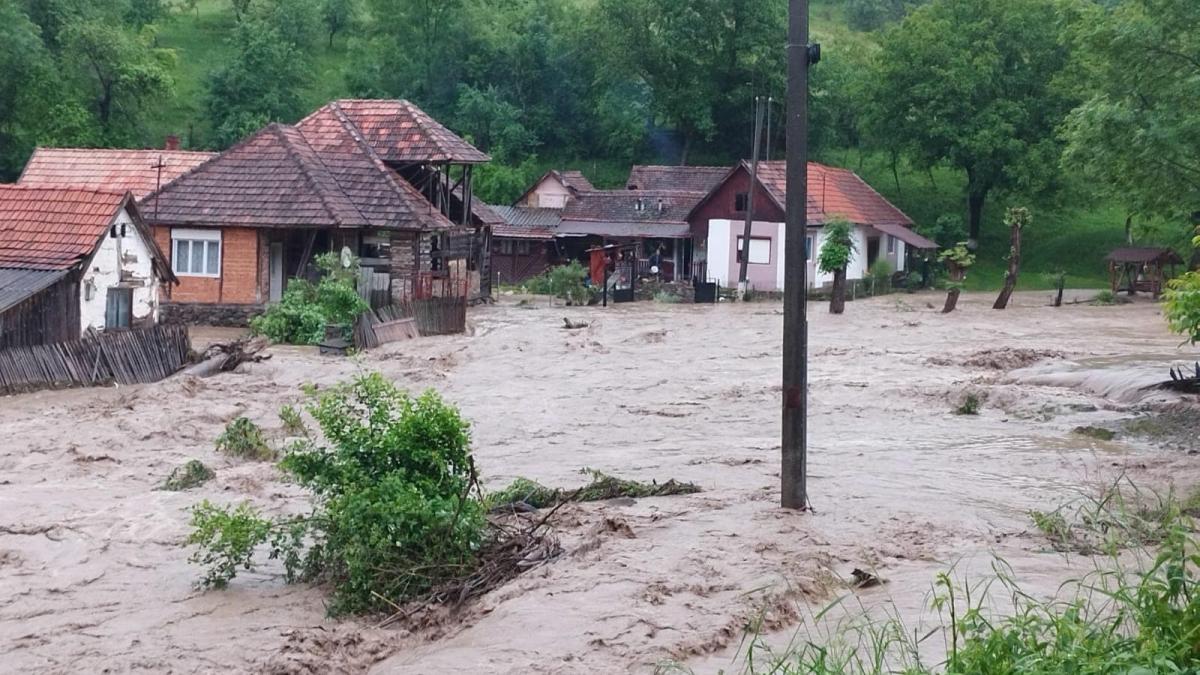 Pericol de viituri în județele Vaslui și Galați: Avertizări și măsuri necesare