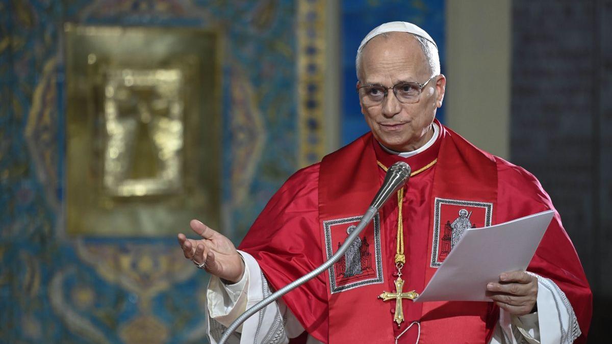 Papa Leon al XIV-lea solicită despăgubirea victimelor abuzurilor: Un apel istoric pentru justiție și reconciliere