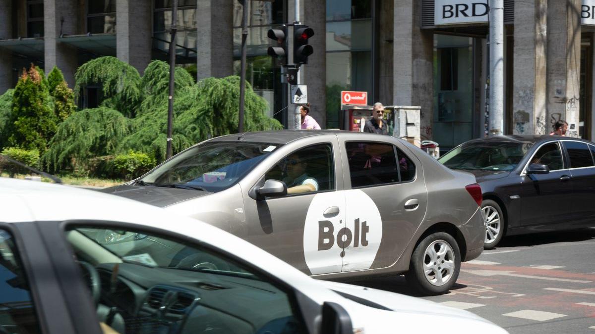 Revoluția ride-sharing-ului: DNA lovește în afacerile din vestul țării și dispariția milioanelor de lei din taxe