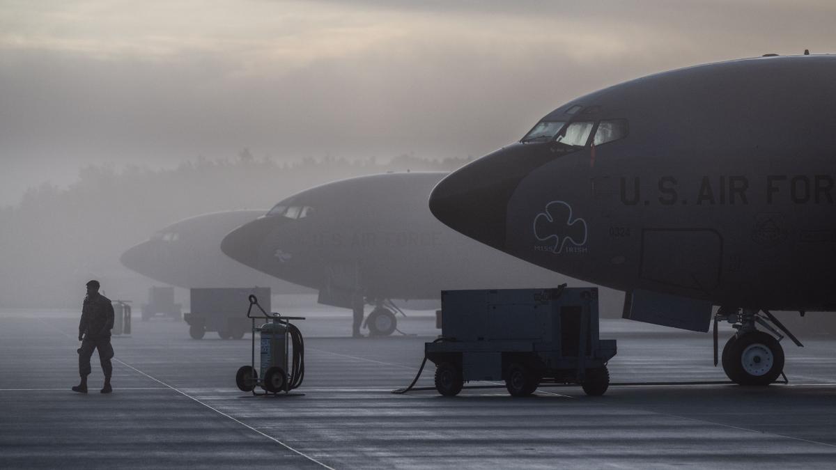 Strategia de Reducere a Prezenței Militare Americane în Europa: Implicații și Perspective