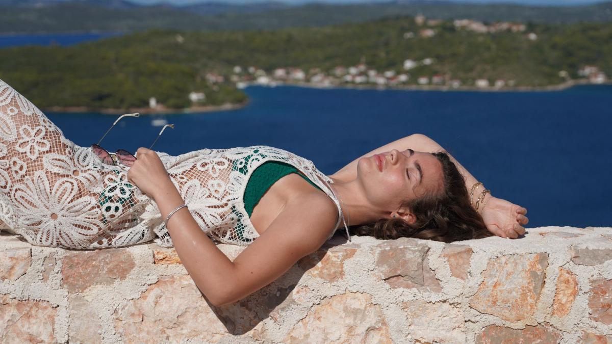 Vacanțe și Provocări în 2026: O Privire Asupra Aventurilor și Obstacolelor Sezonului Estival