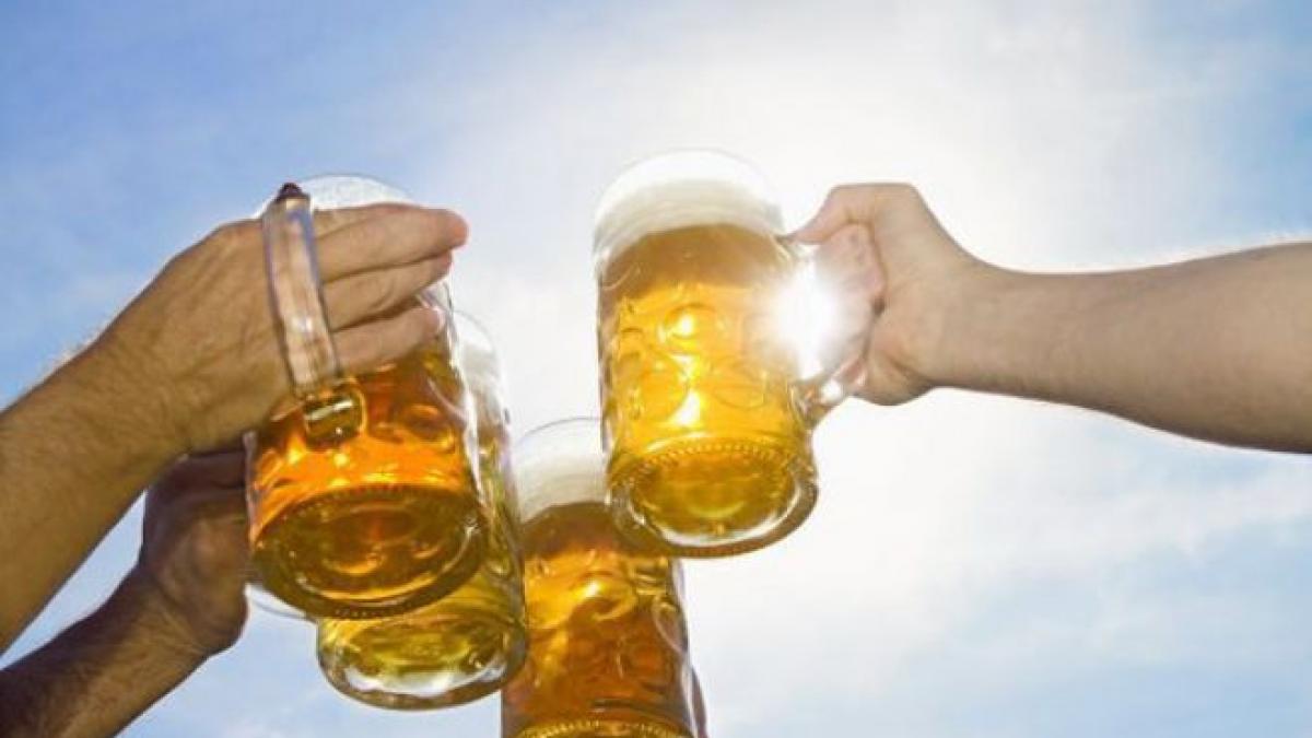 Declinul Consumului Mondial de Alcool: O Analiză Profundă a Tendințelor și Implicațiilor pentru Viitor