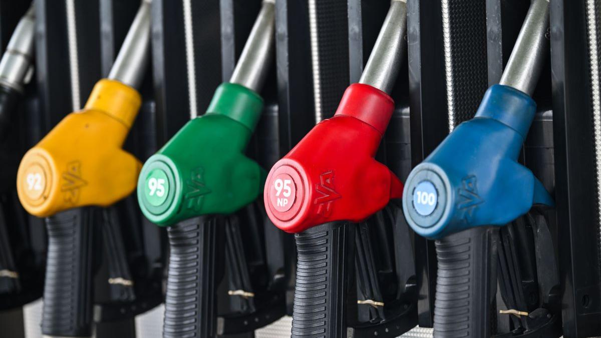 Evoluția prețului benzinei în România: De la cea mai ieftină din UE la un cost prohibitiv în doar 3 ani