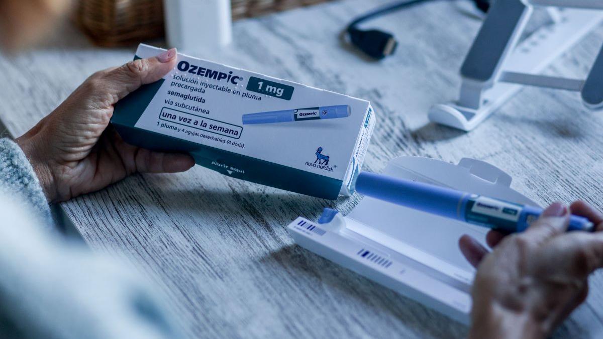 Paradoxul Ozempic: Analiza stigmatizării persoanelor care slăbesc cu ajutorul medicamentelor