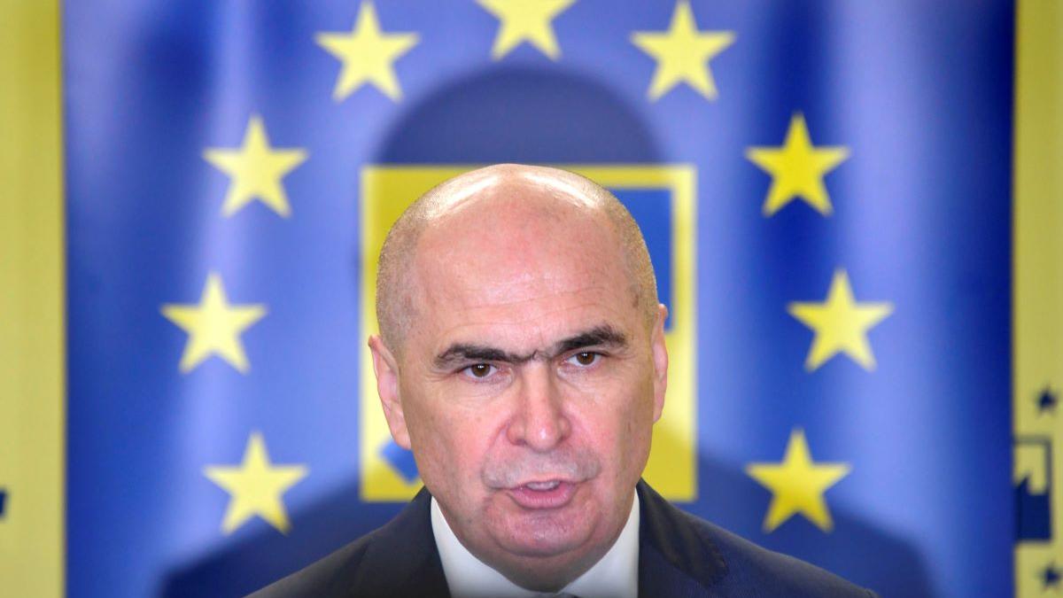 Tensiuni în Coaliția Politică: Bolojan și Acuzațiile de Rupere a PNL după Desemnarea lui Adrian Veștea ca Premier