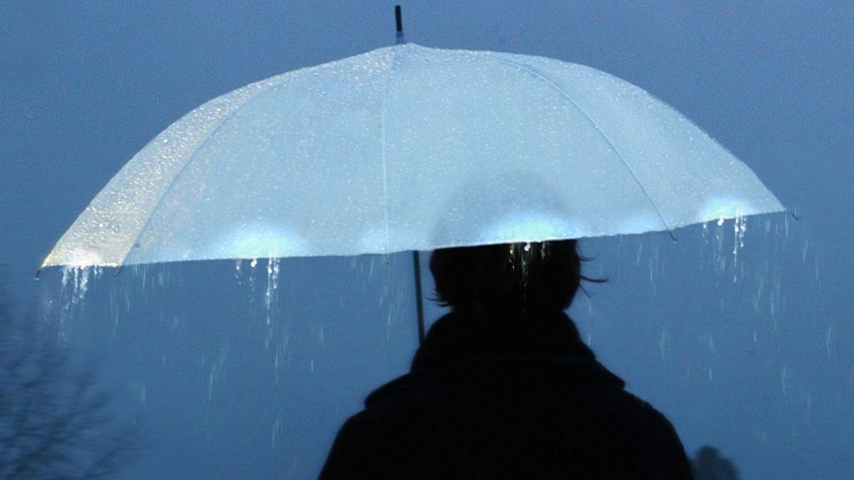 Avertizări METEO: Impactul ploilor torențiale și vijeliilor asupra comunităților din România