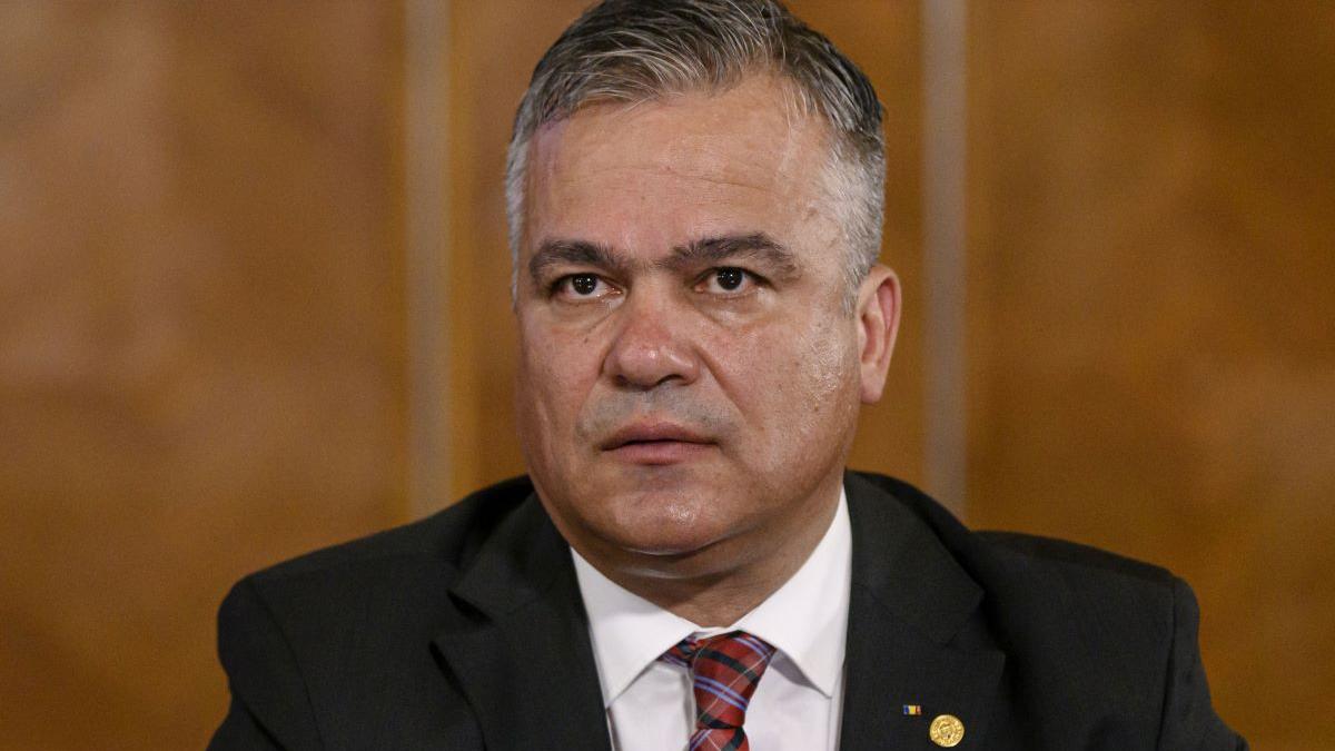 Adrian Veștea: Un Nou Capitol pentru PNL în Contextul Tensiunilor Politice Actuale