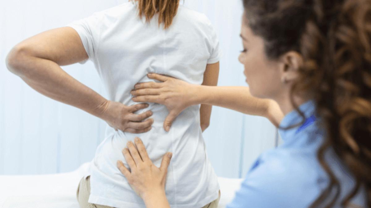 Osteoporoza: Boala Tăcută care Afectează Oasele și Viața Cotidiană a Milioanelor de Oameni